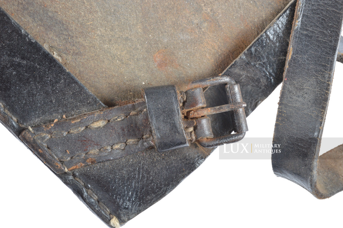 Porte pelle allemand en carton pressé noir - photo 15