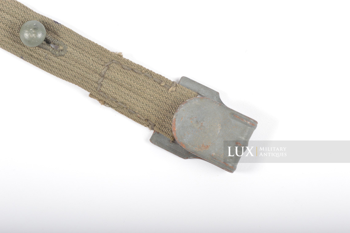 German gasmask canister belt support hook strap, « hjh41 » - photo 7