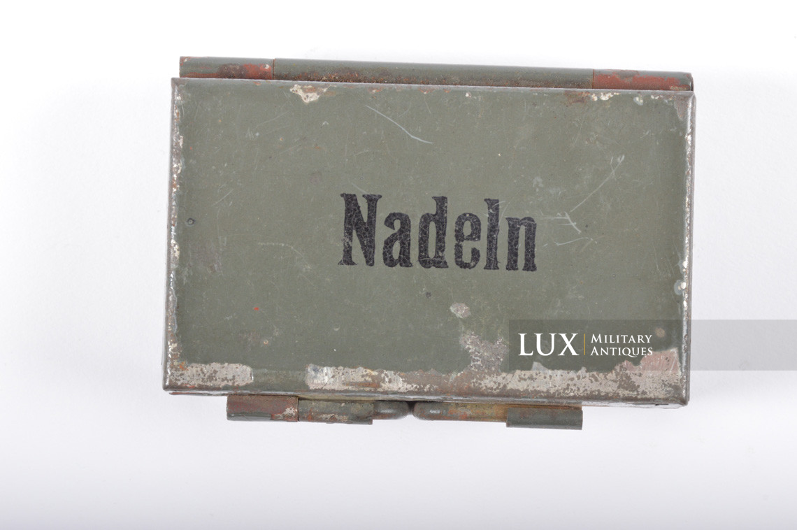 German medical safety pin box, « NADELN » - photo 8