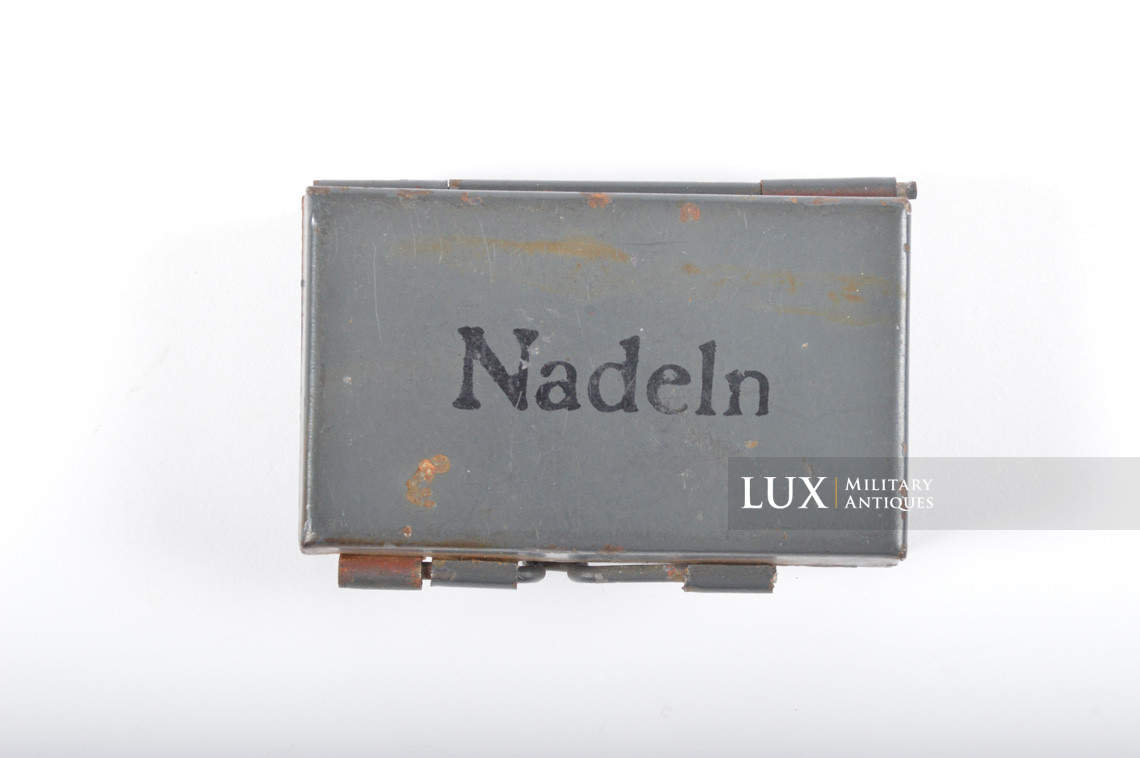German medical safety pin box, « NADELN » - photo 8