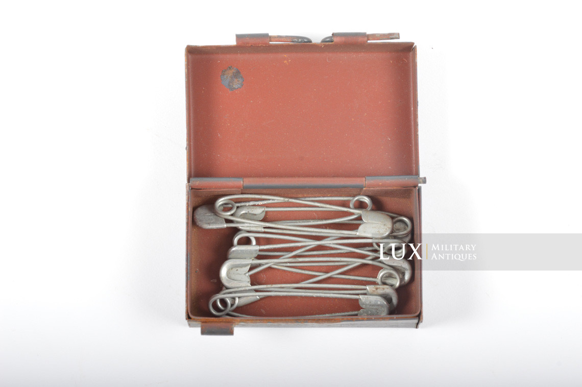 German medical safety pin box, « NADELN » - photo 9