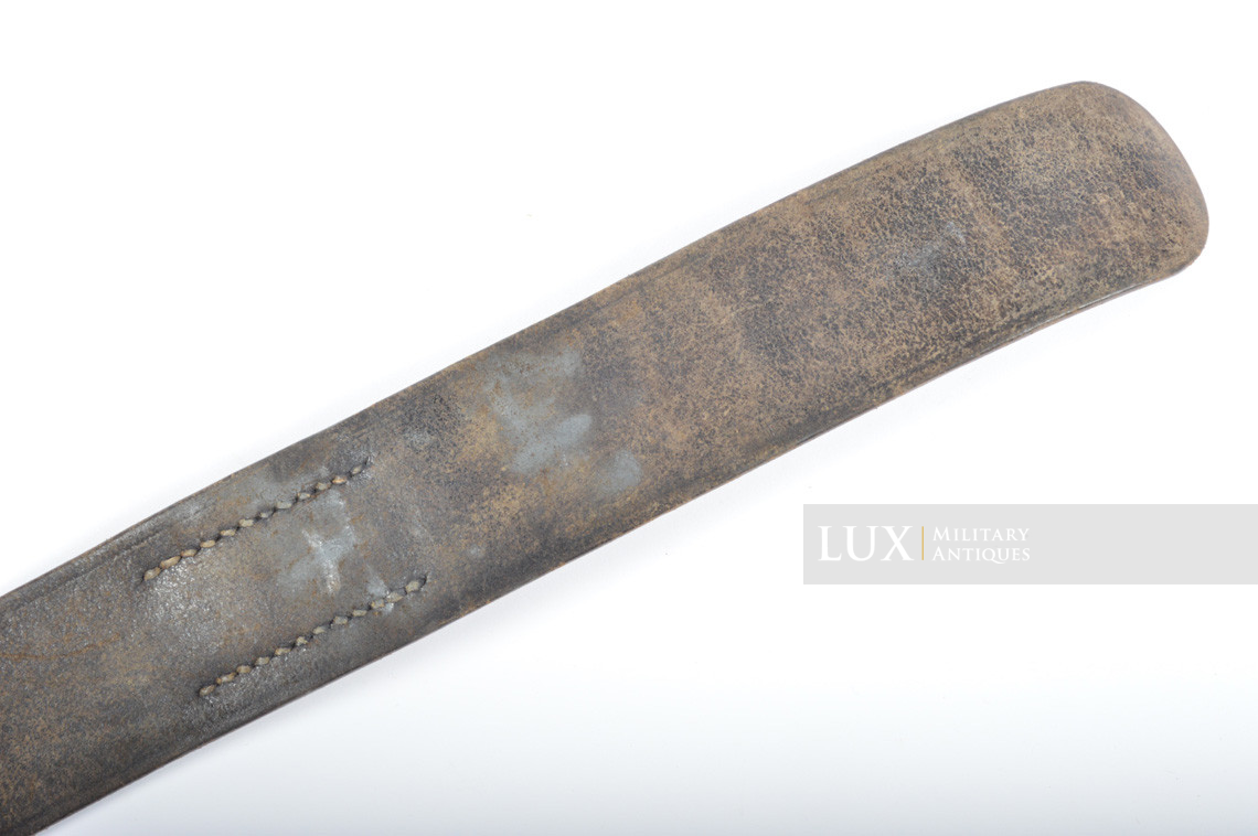 Early German leather belt in blackened leather - photo 9