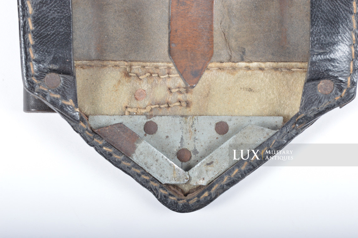 German folding shovel carrying case, « Luftwaffe » - photo 9