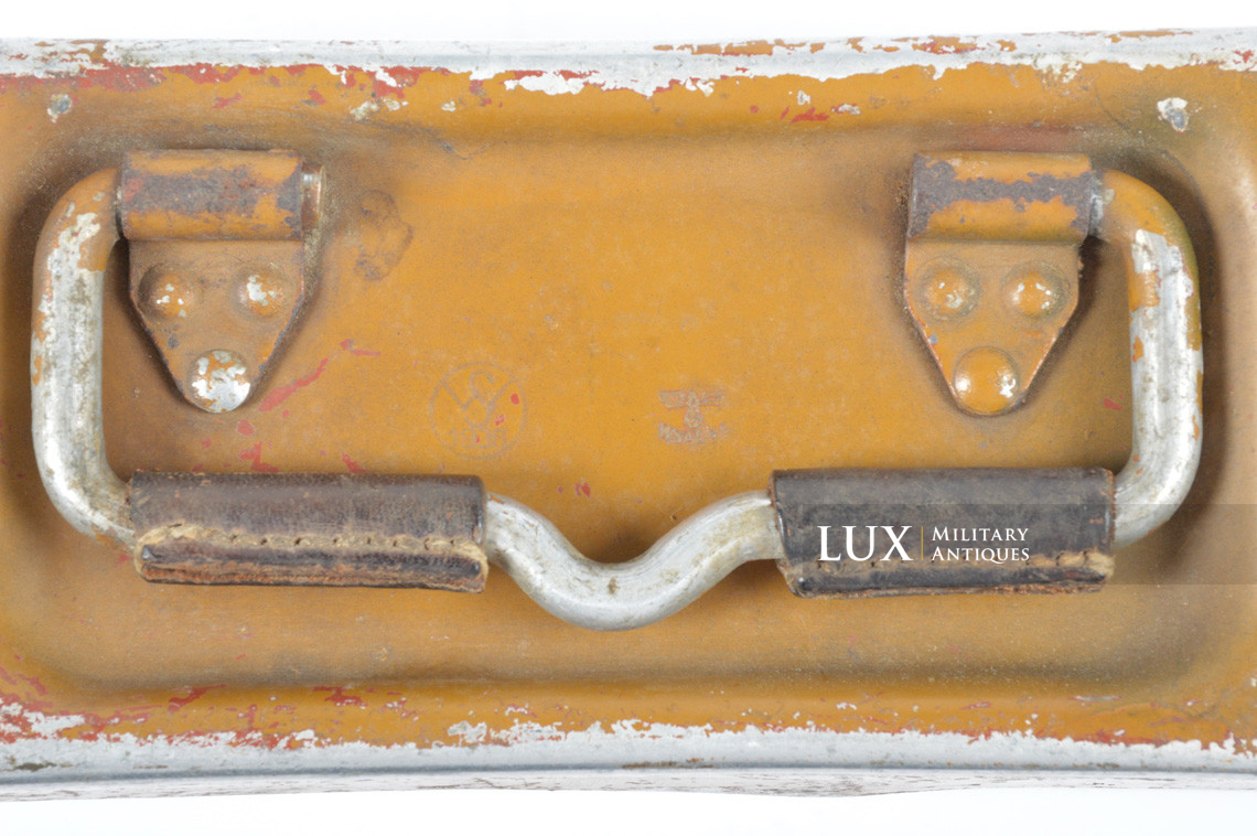 Early German three-tone camouflage MG34 ammunition case, « 1938 » - photo 13