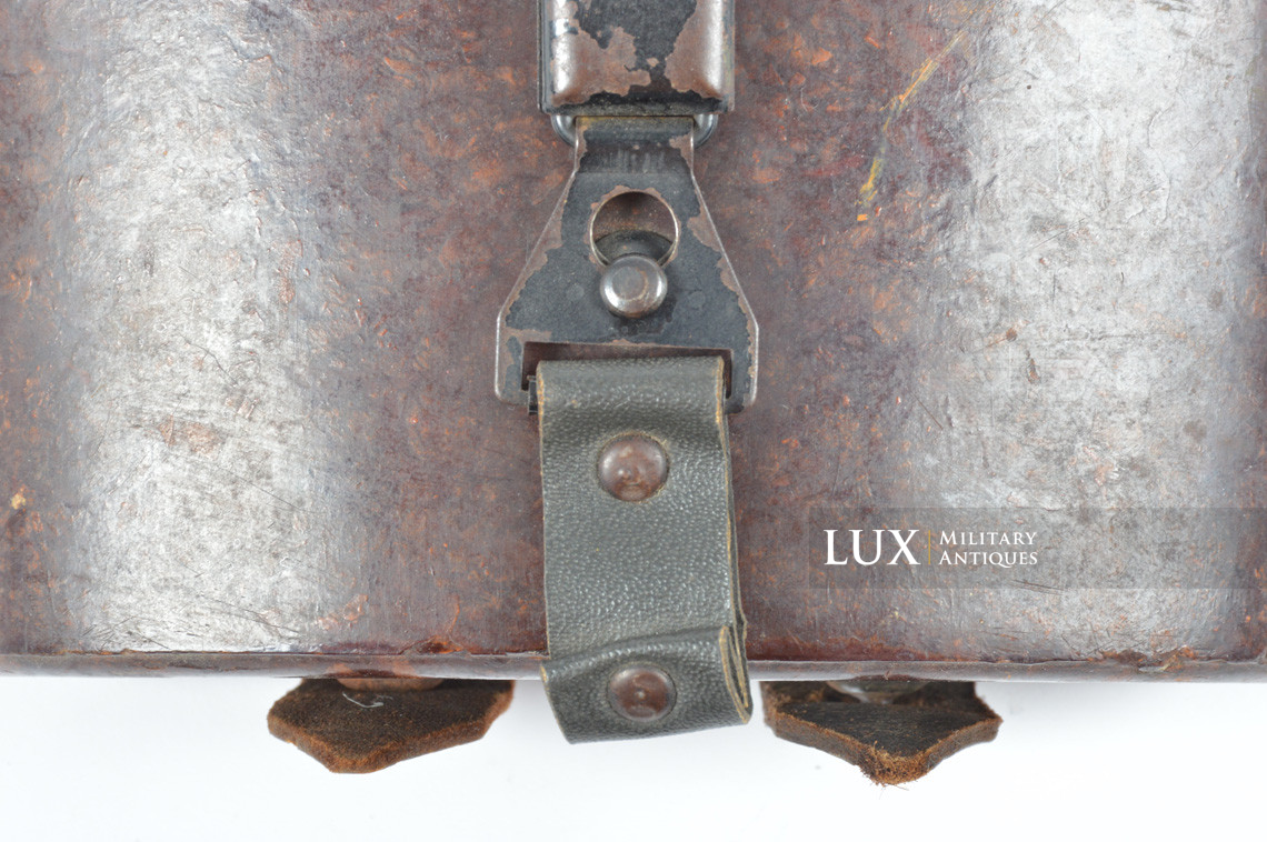 Etui de jumelles allemandes 6x30 en bakelite brun/rouge - photo 7