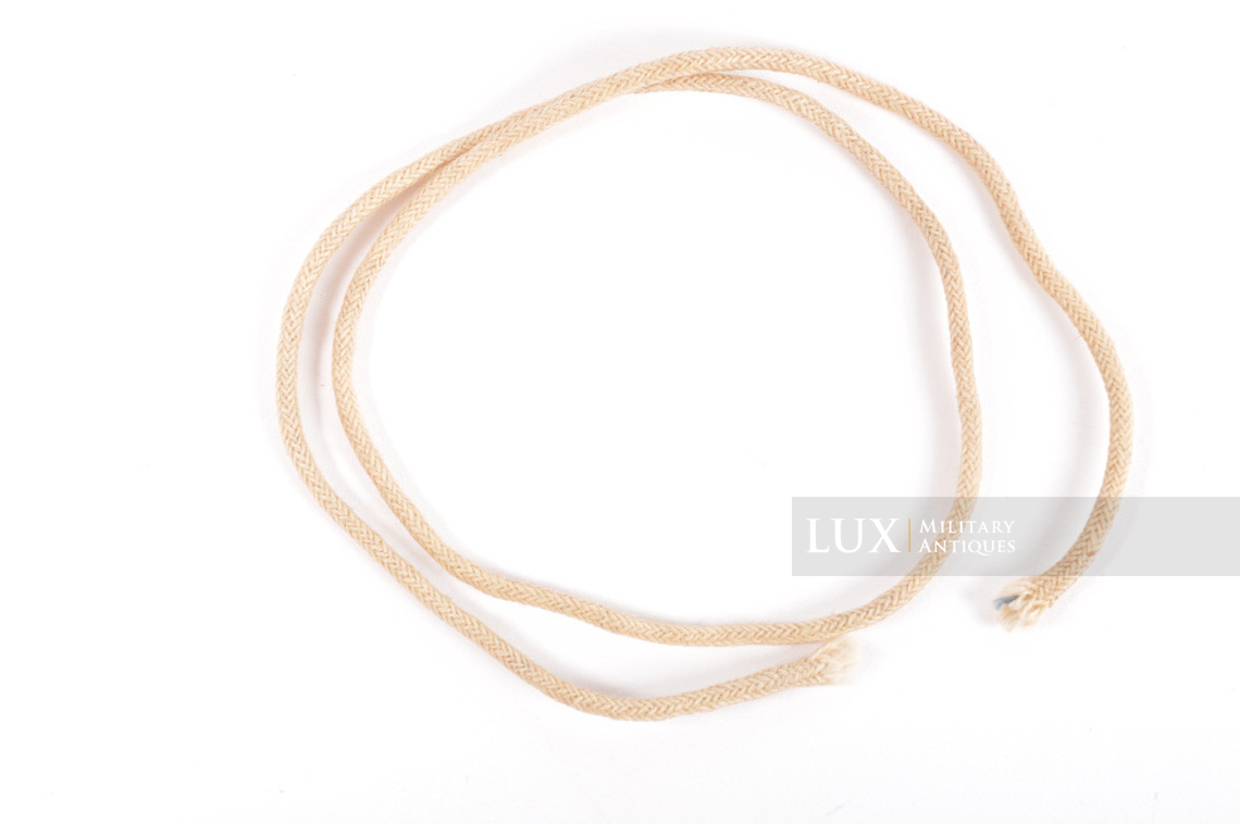 German helmet drawstring - photo 4