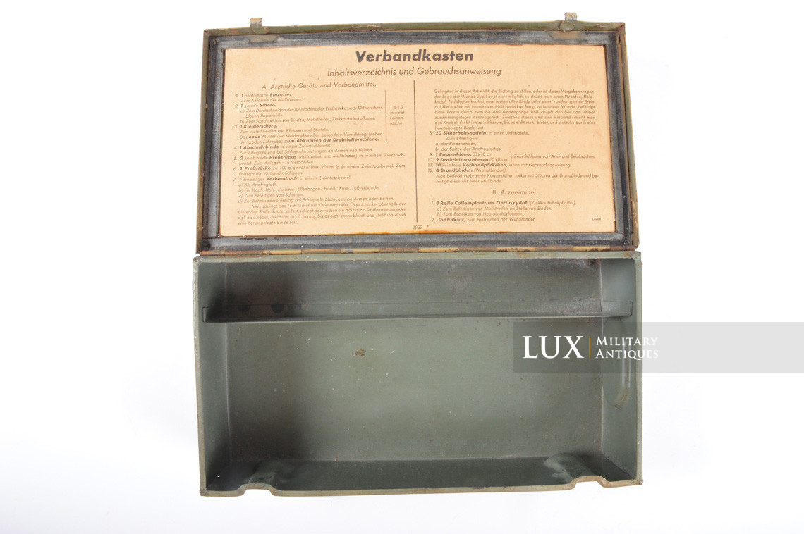 Late-war metal medics first aid box, « Verbandkasten » - photo 18