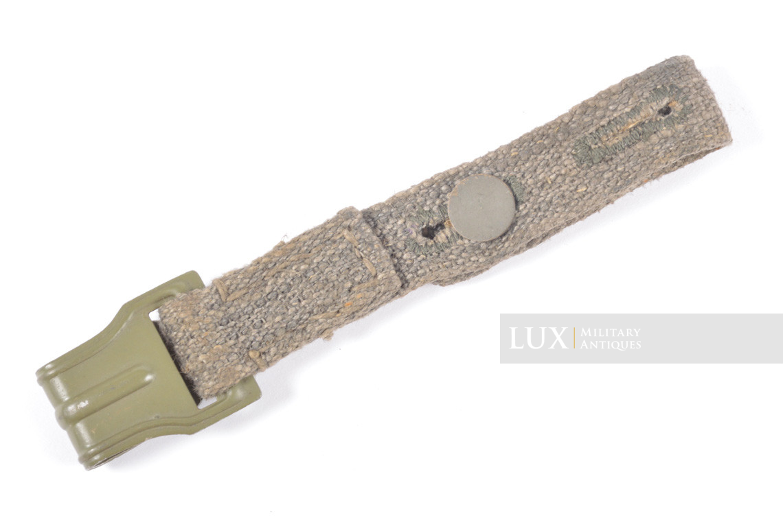 Early Gasmask canister belt support hook strap - photo 8