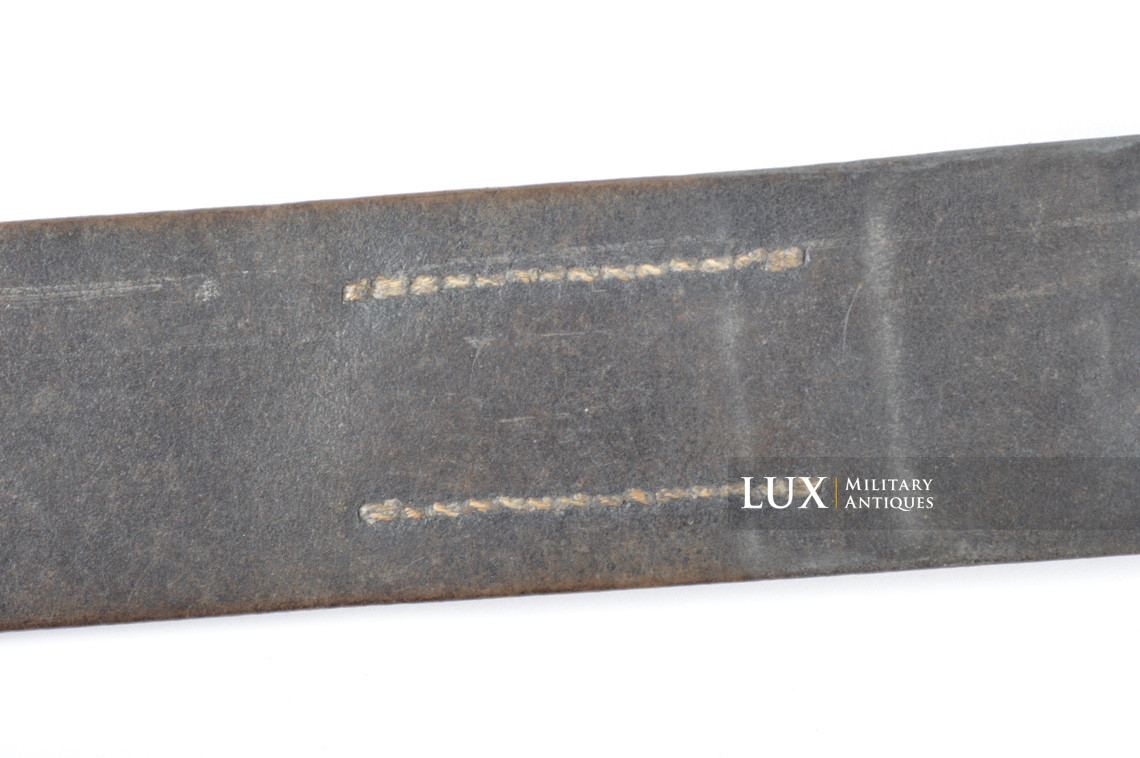 Late-war Heer / Waffen-SS leather belt, named, « 1943 » - photo 11