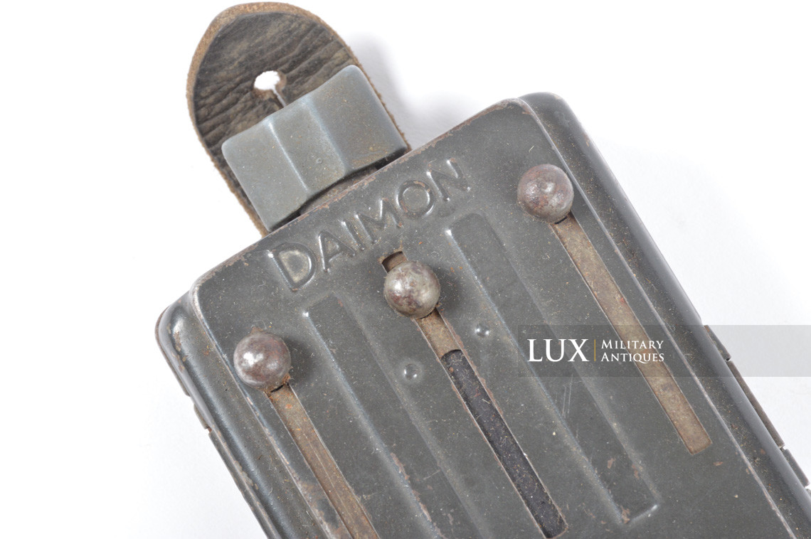 Lampe de poche allemande, « DAIMON » - Lux Military Antiques - photo 8
