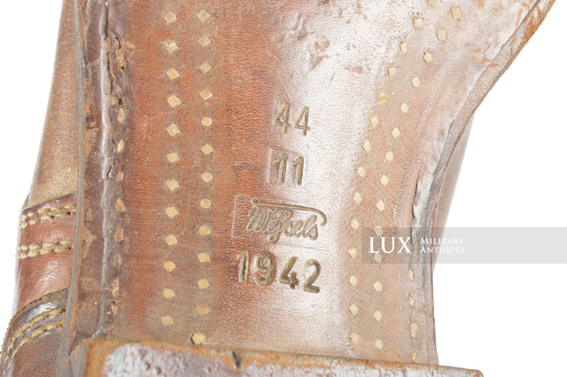 Unissued Waffen-SS mountain trooper’s ankle boots, « Wefsels » - photo 30