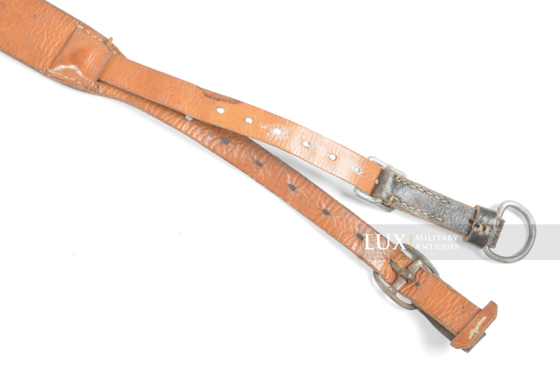 Late-war Heer / Waffen-SS Y-straps, riveted construction, « RBNr. 0/0766/0004 » - photo 19