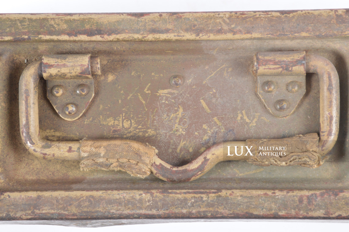 Caisse MG34/42 fin de guerre camouflée trois tons, « bzl43 » - photo 15