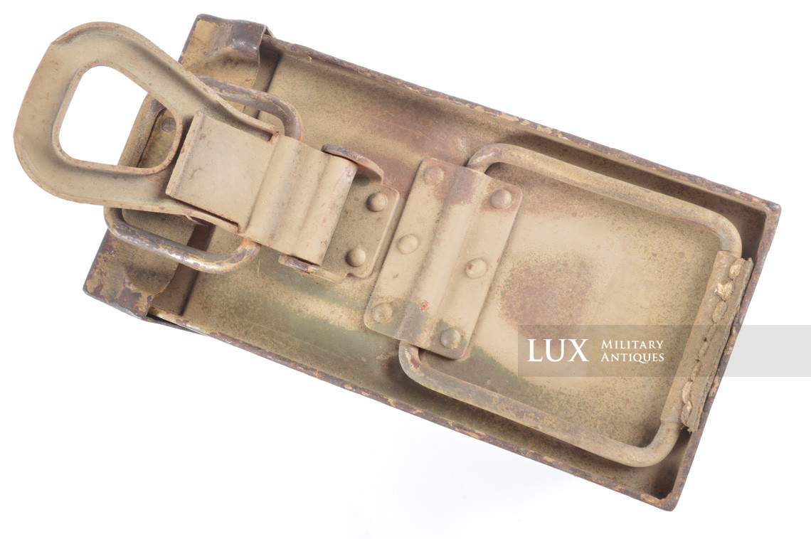 Caisse MG34/42 fin de guerre camouflée trois tons, « bzl43 » - photo 35