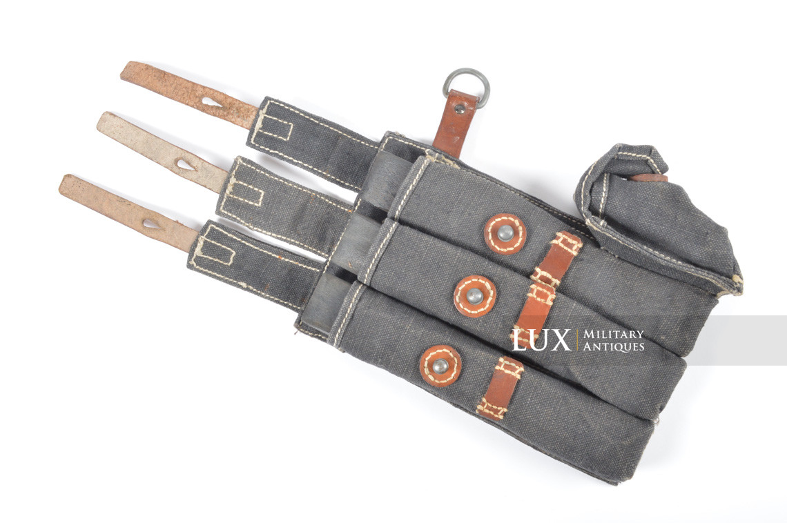 Pair of late war MP38/40 pouches, « dlu 1944 » - photo 23