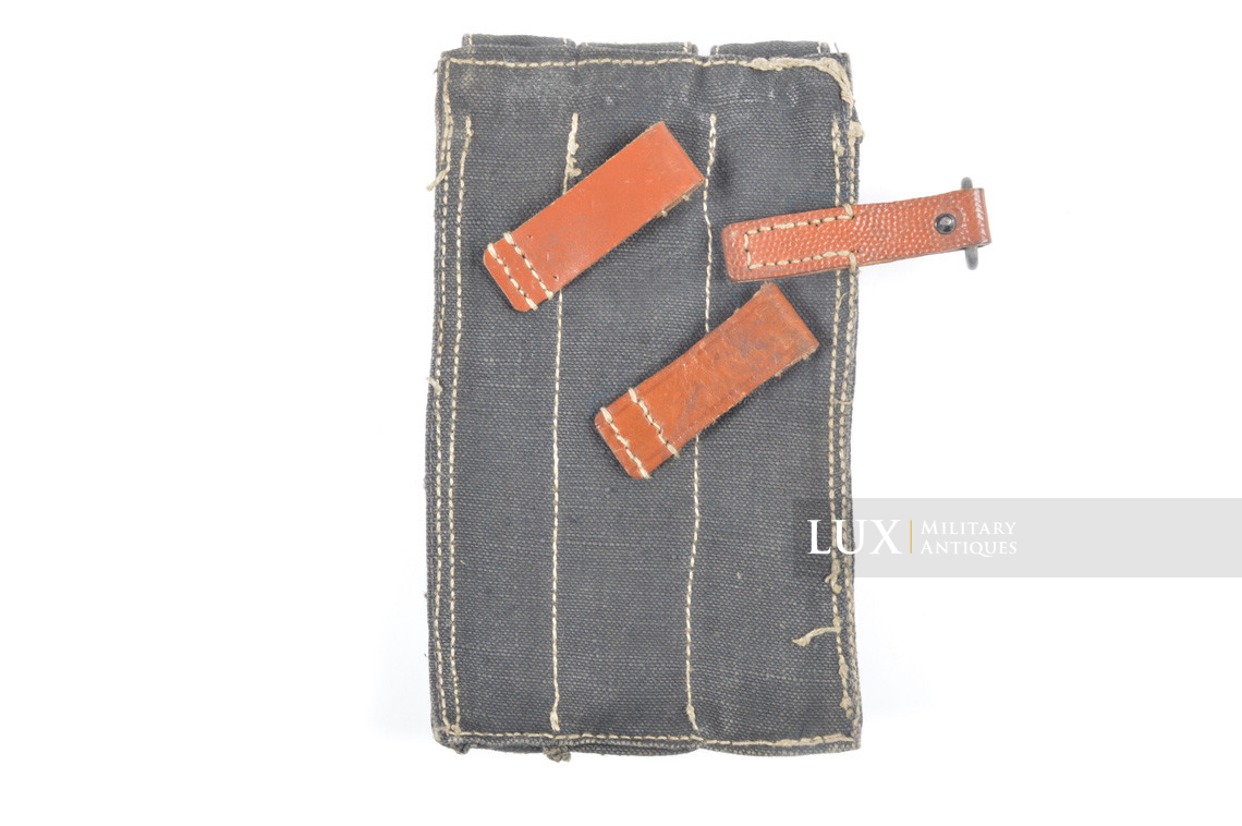 Pair of late war MP38/40 pouches, « dlu 1944 » - photo 31