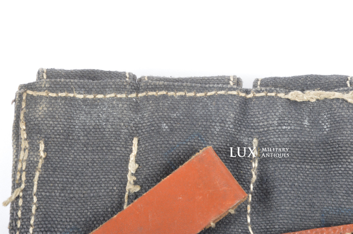 Pair of late war MP38/40 pouches, « dlu 1944 » - photo 32