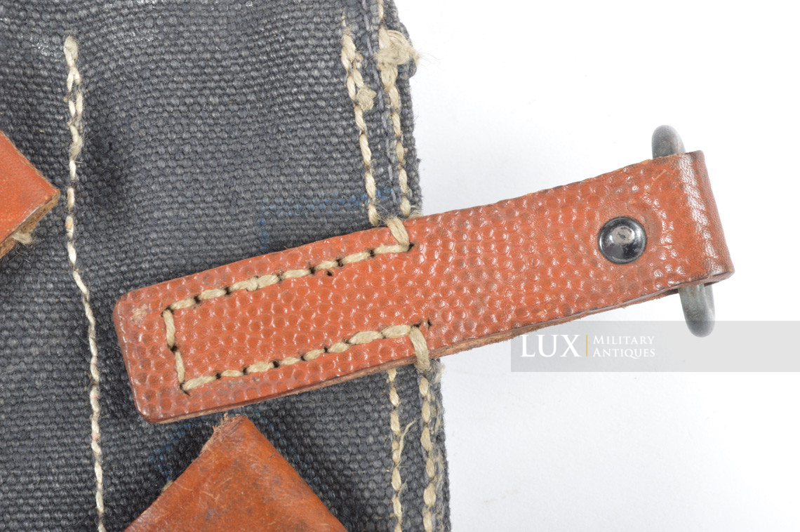 Pair of late war MP38/40 pouches, « dlu 1944 » - photo 34