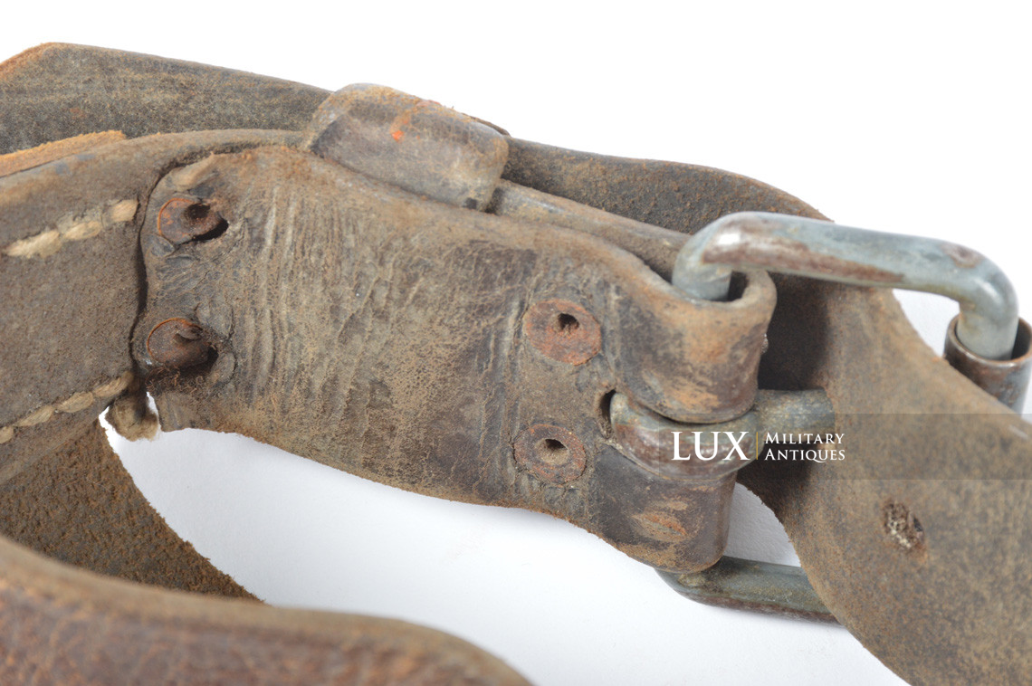 Period German helmet carrier strap - photo 23