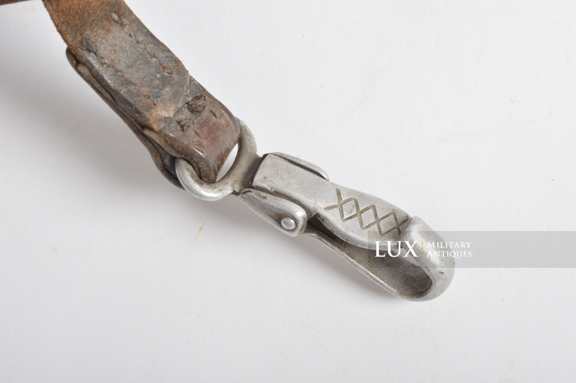 Period German helmet carrier strap - photo 25