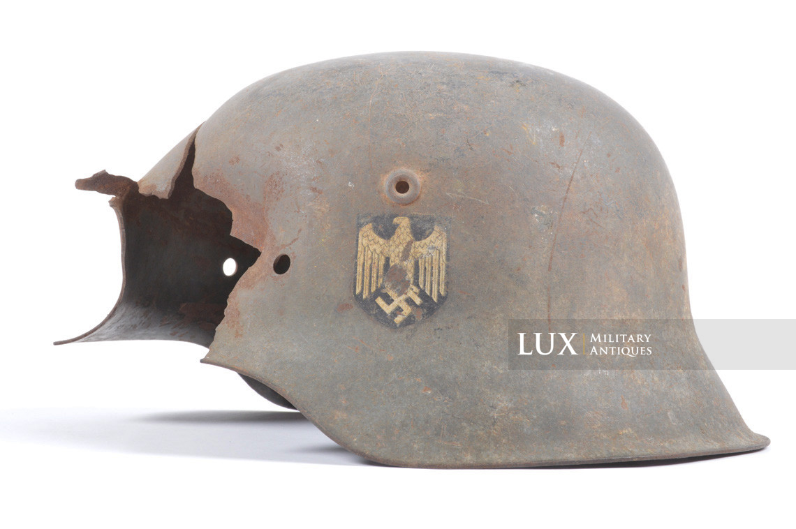 M42 Heer single decal combat helmet shell, « battle damage / untouched / as-found » - photo 4