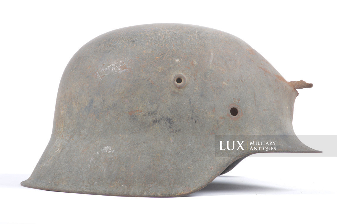 M42 Heer single decal combat helmet shell, « battle damage / untouched / as-found » - photo 10