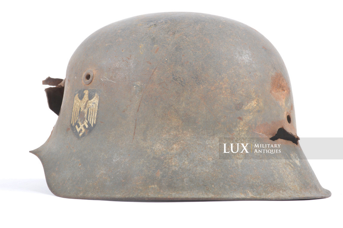 M42 Heer single decal combat helmet shell, « battle damage / untouched / as-found » - photo 14