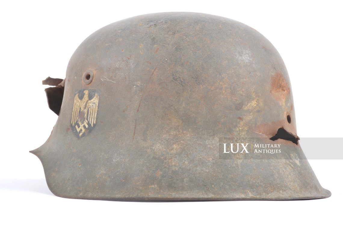 M42 Heer single decal combat helmet shell, « battle damage / untouched / as-found » - photo 13