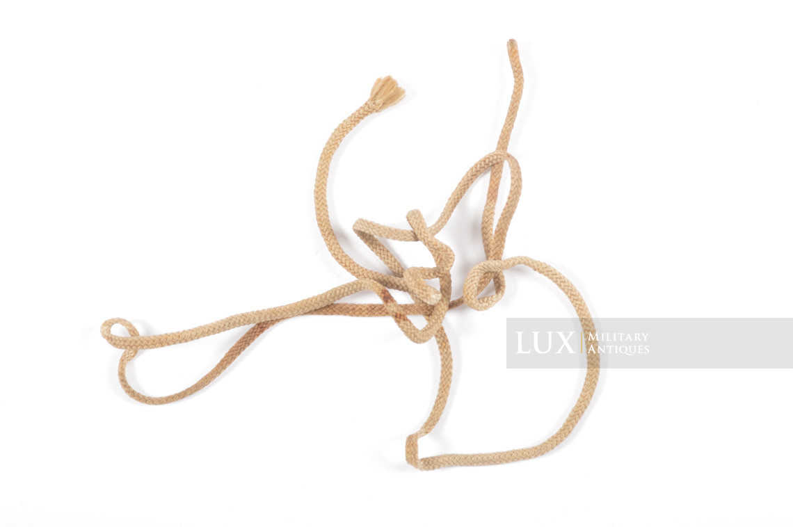 German helmet drawstring - photo 4