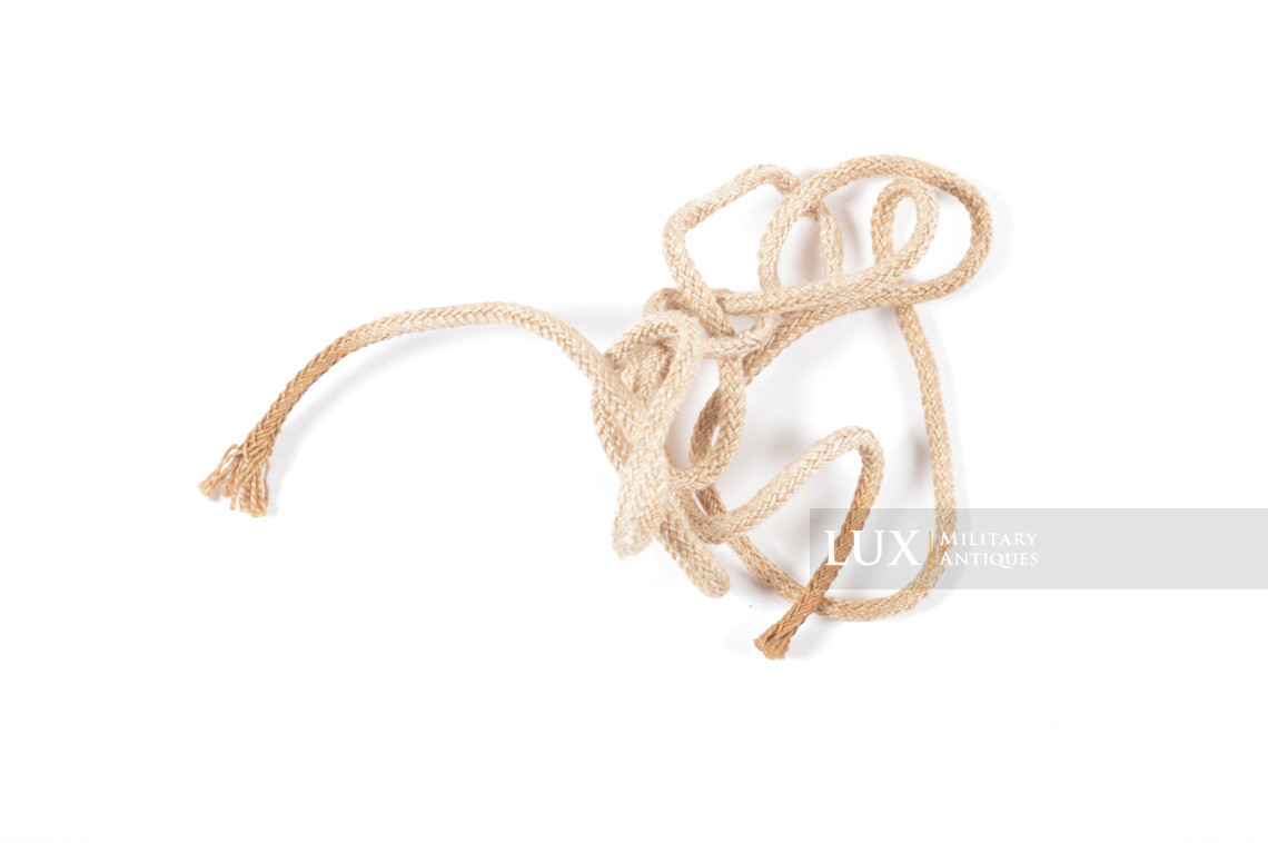 German helmet drawstring - photo 4