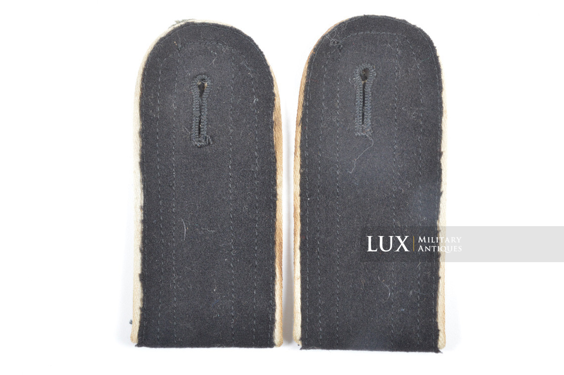 Late-war Waffen-SS EM infantry shoulder boards, « worn / combat used » - photo 4