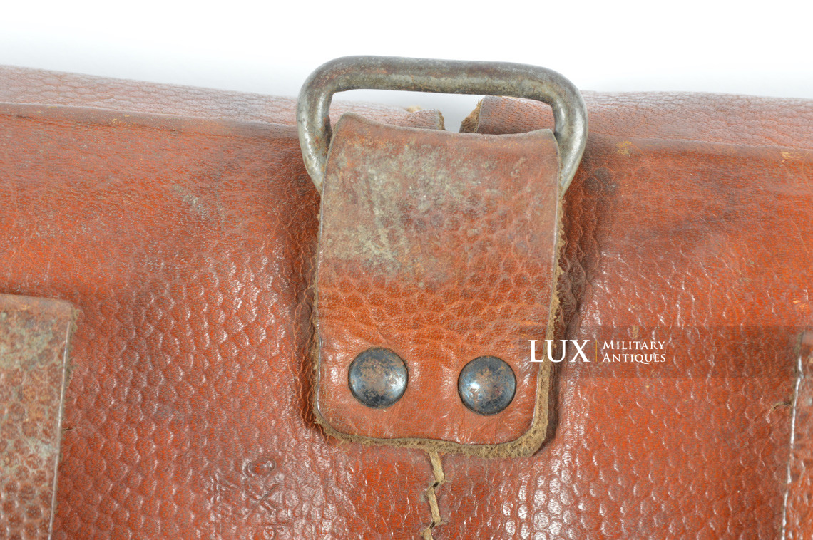 Très rare porte chargeurs de G43 en cuir grenelé brun, « cxb44 » - photo 13