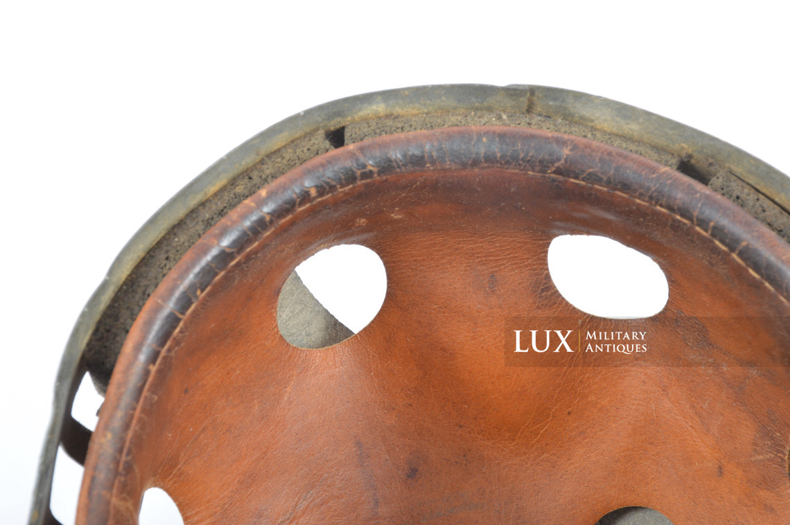Late-war German M38 Fallschirmjäger/paratrooper helmet liner, « 68 » - photo 9