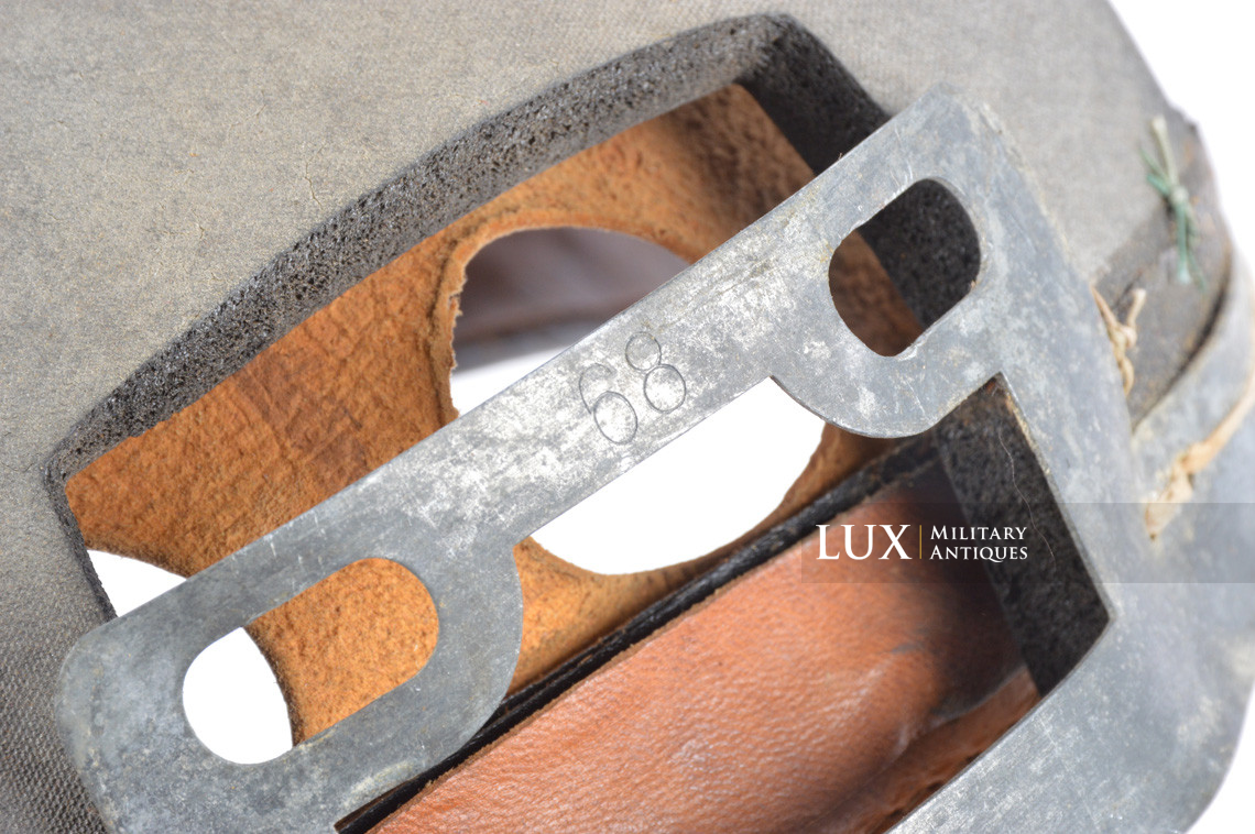 Late-war German M38 Fallschirmjäger/paratrooper helmet liner, « 68 » - photo 17