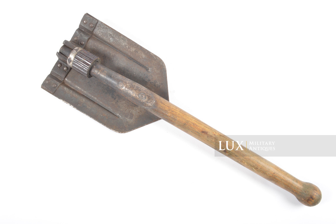 German folding shovel and carrying case, first pattern, « dta41 » - photo 8