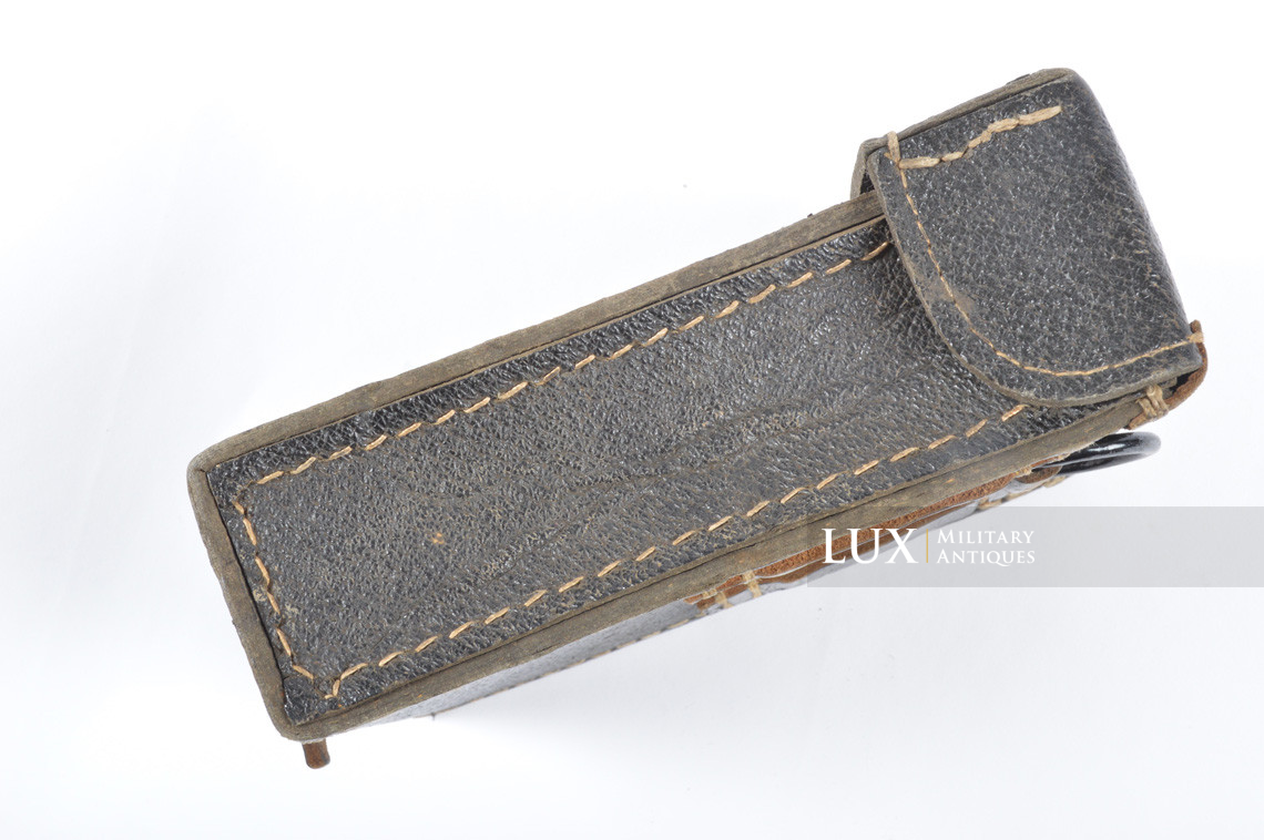 MG34/42 gunner's belt pouch in black pressed cardboard, « gyb » - photo 14