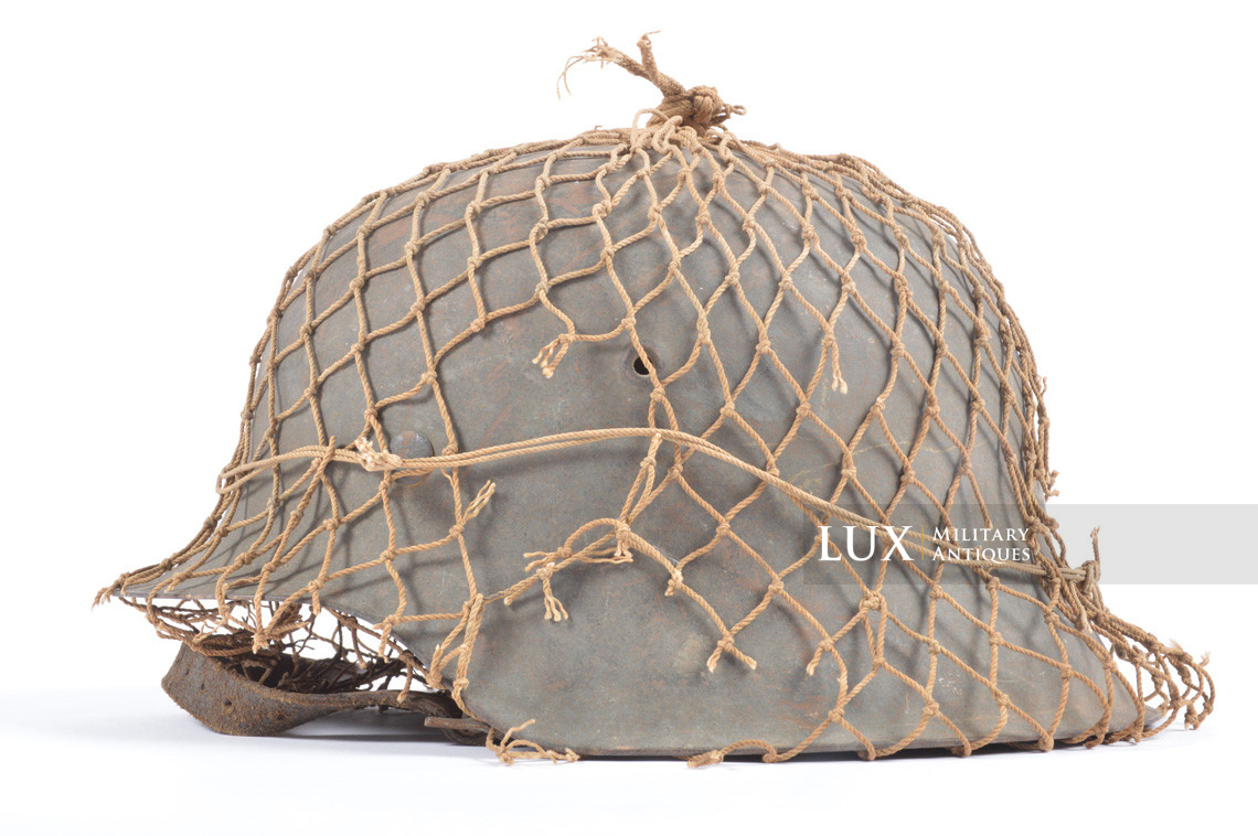 M42 German Heer / Waffen-SS netted combat helmet, « untouched / as-found » - photo 4