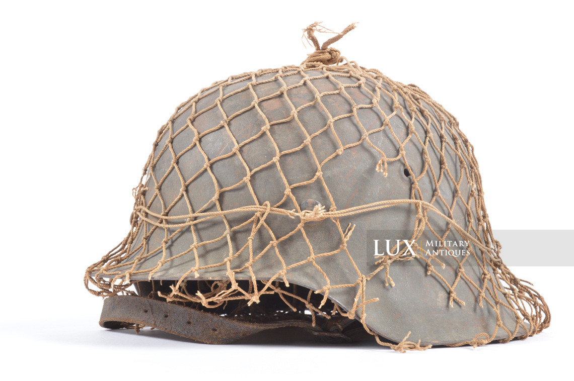 M42 German Heer / Waffen-SS netted combat helmet, « untouched / as