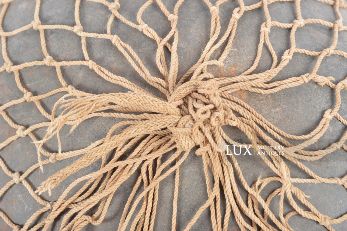 M42 German Heer / Waffen-SS netted combat helmet, « untouched / as-found » - photo 15