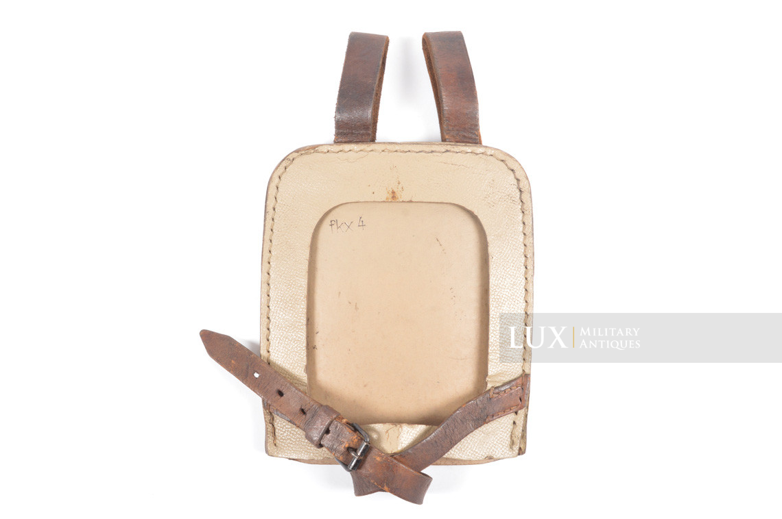 German late-war tan pressed cardboard entrenching tool carrying case, « fkx4 » - photo 4