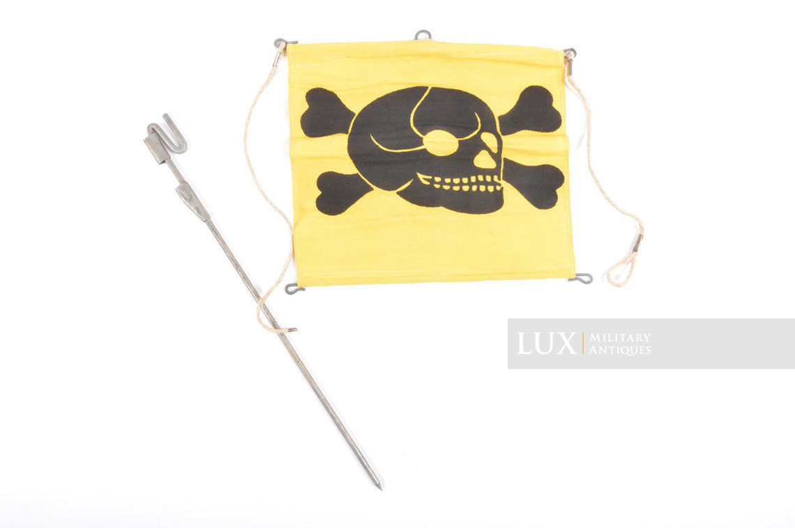 Drapeau allemand indicateur de mine - Lux Military Antiques - photo 4