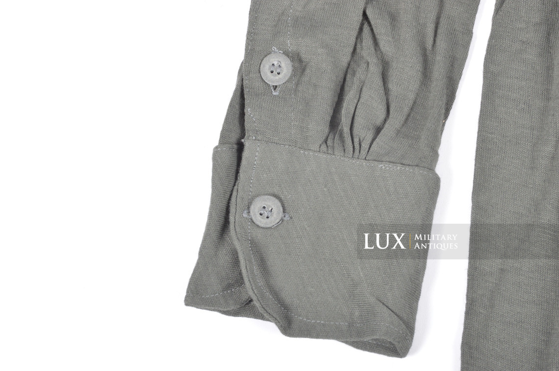 Unissued mid-war Heer / Waffen-SS issue service shirt, « Aertex » - photo 10