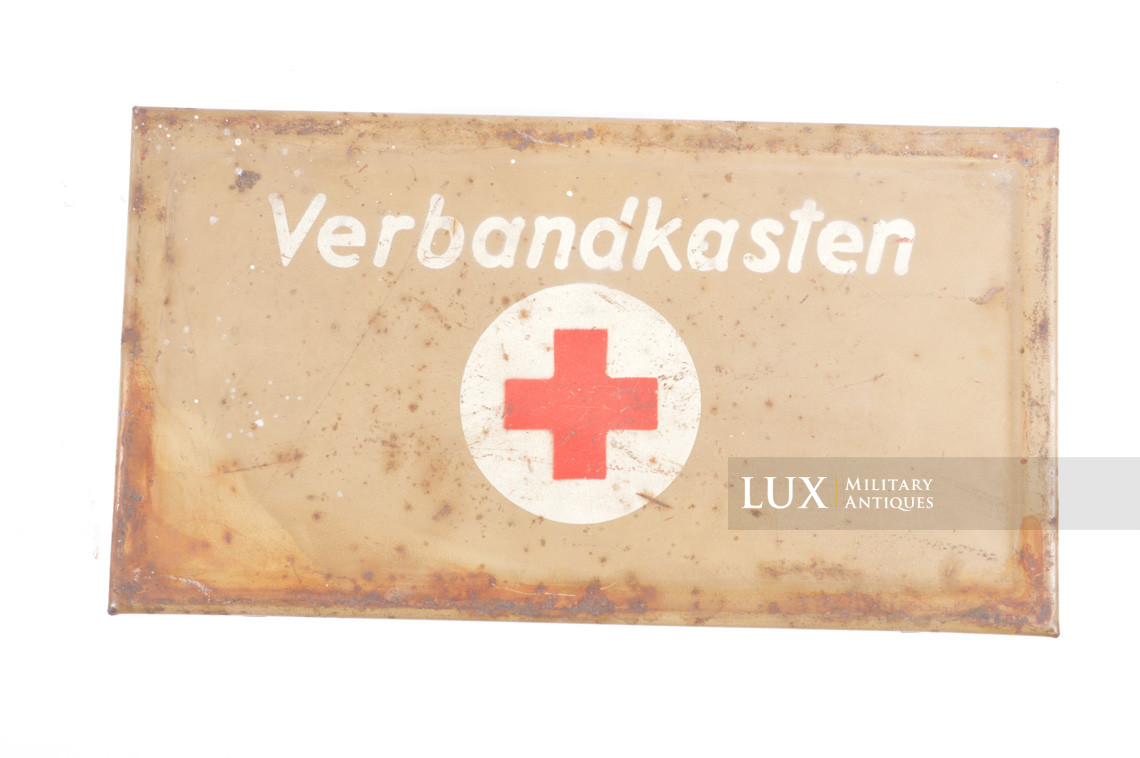 Late-war metal medics first aid box, « Verbandkasten » - photo 7
