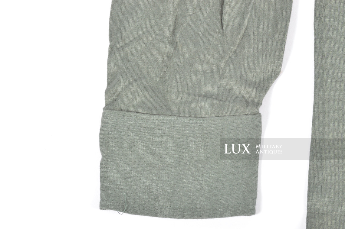 Unissued mid-war Heer / Waffen-SS issue service shirt, « Aertex » - photo 17