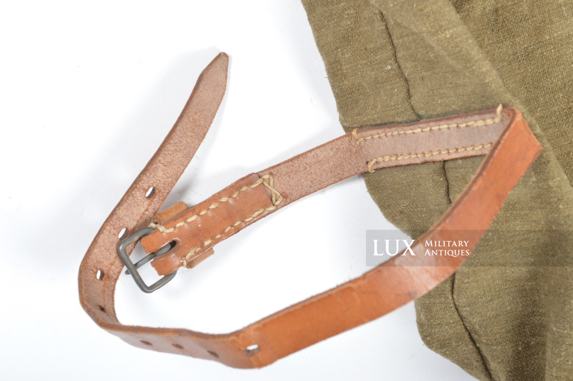 Late-war Heer / Waffen-SS M44 combat rucksack, « Artillery » - photo 10
