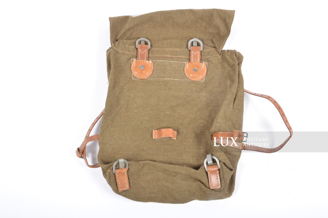 Late-war Heer / Waffen-SS M44 combat rucksack, « Artillery » - photo 13