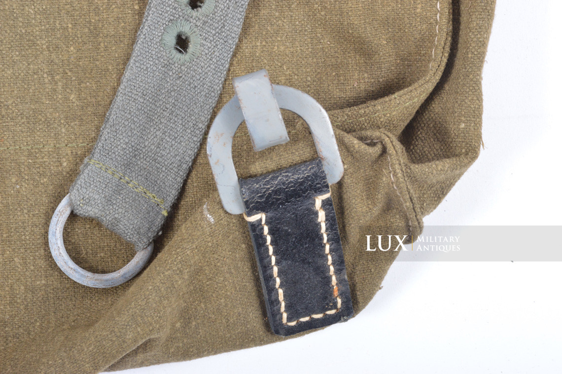 Late-war Heer / Waffen-SS M44 combat rucksack, « web straps / mint-unissued » - photo 15