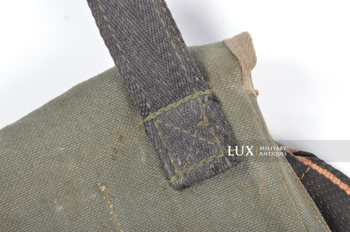 Earliest German paratrooper « Fallschirmsjäger » gas mask carry bag, « Auer » - photo 20