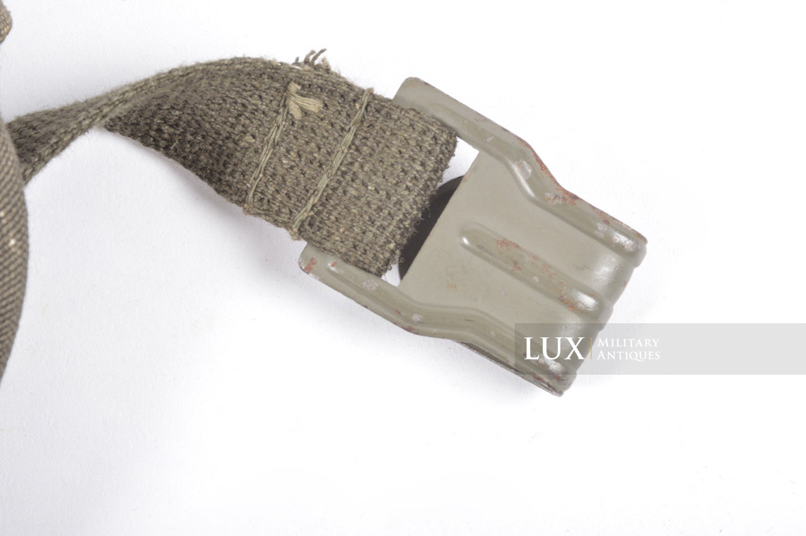 Housse de masque anti-gaz de parachutiste allemand fin de guerre, « ebd » - photo 22