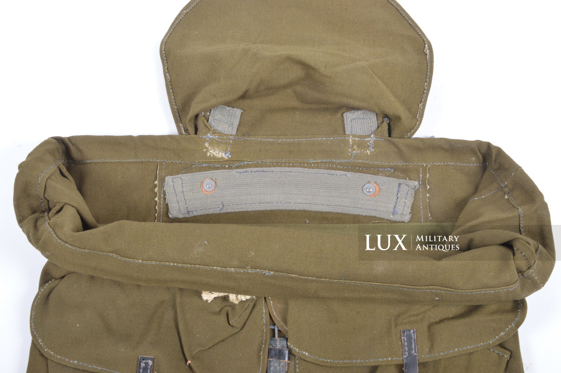 Unissued German late-war combat backpack, « RB.-Nr. 0/0647/5185 » - photo 7
